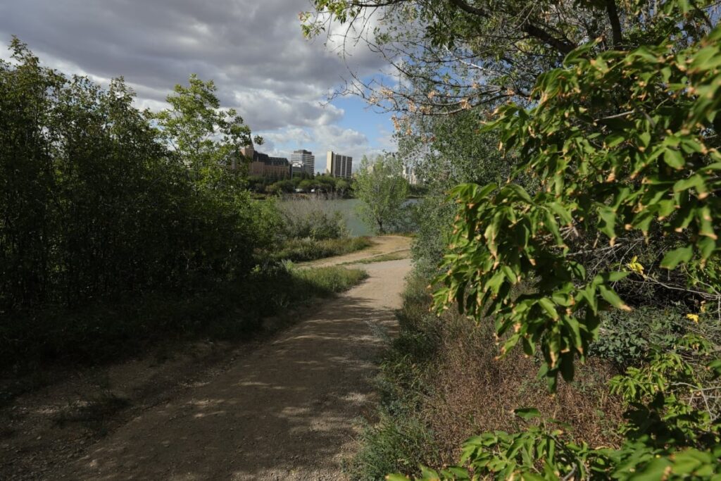 Meewasin trail Saskatoon